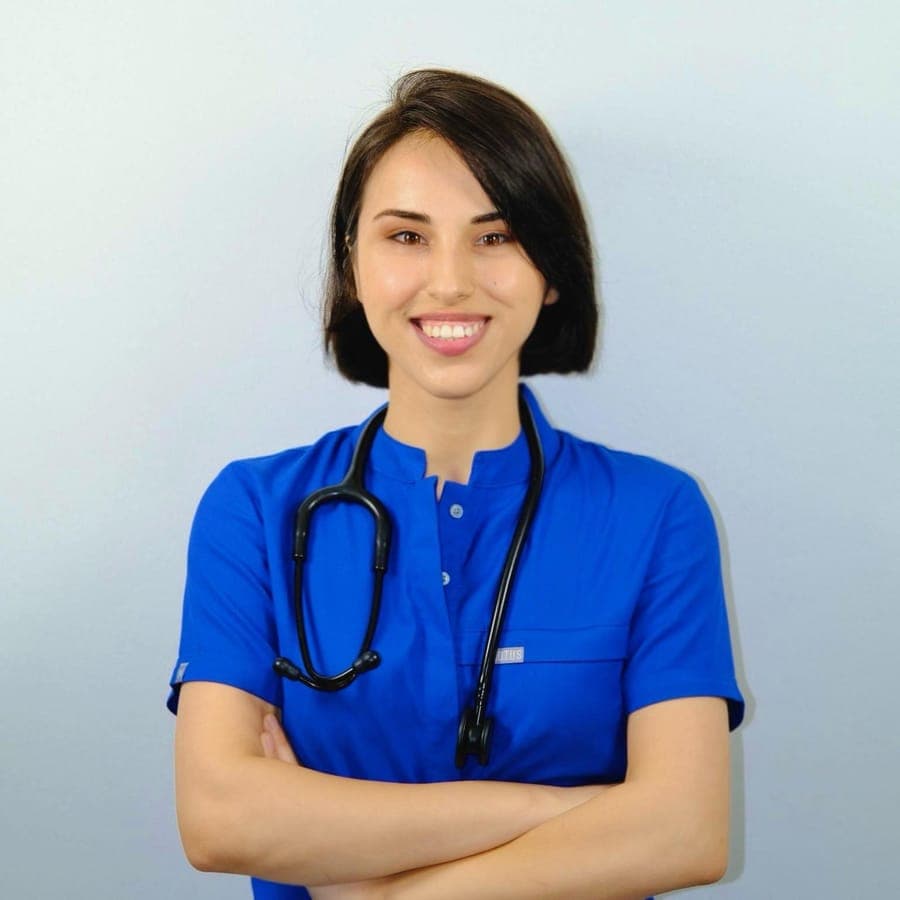 Vet. Hek. Enise Demirci